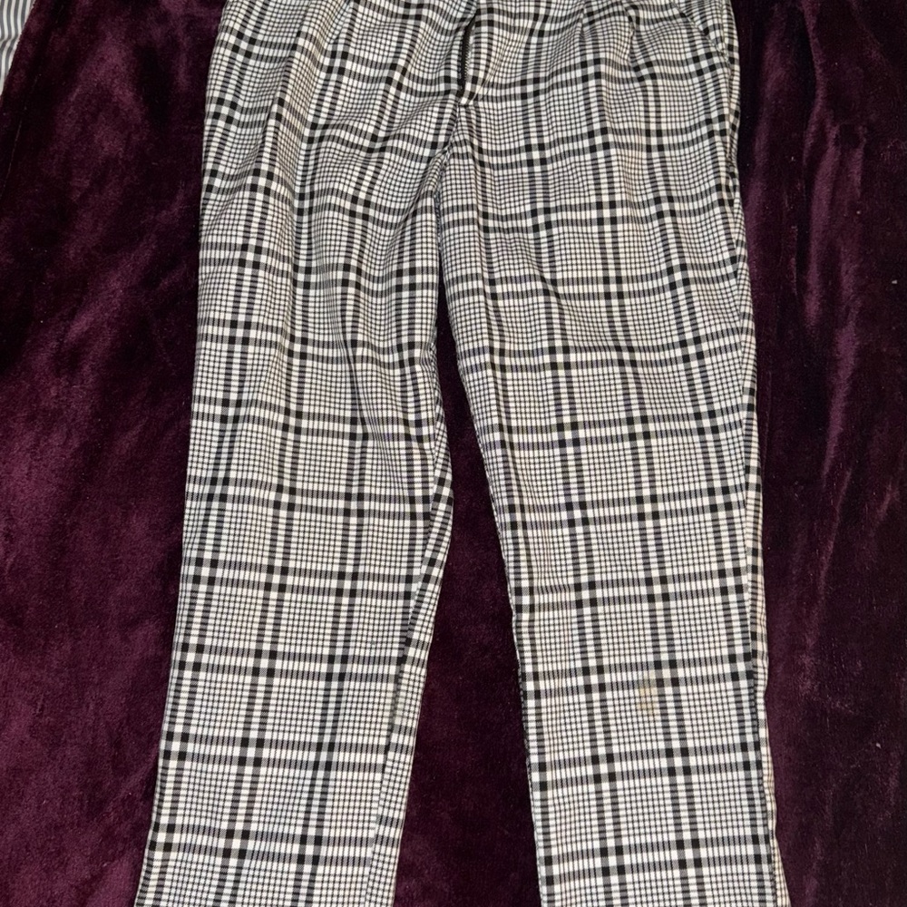 Abercrombie & Fitch women’s tailored pants